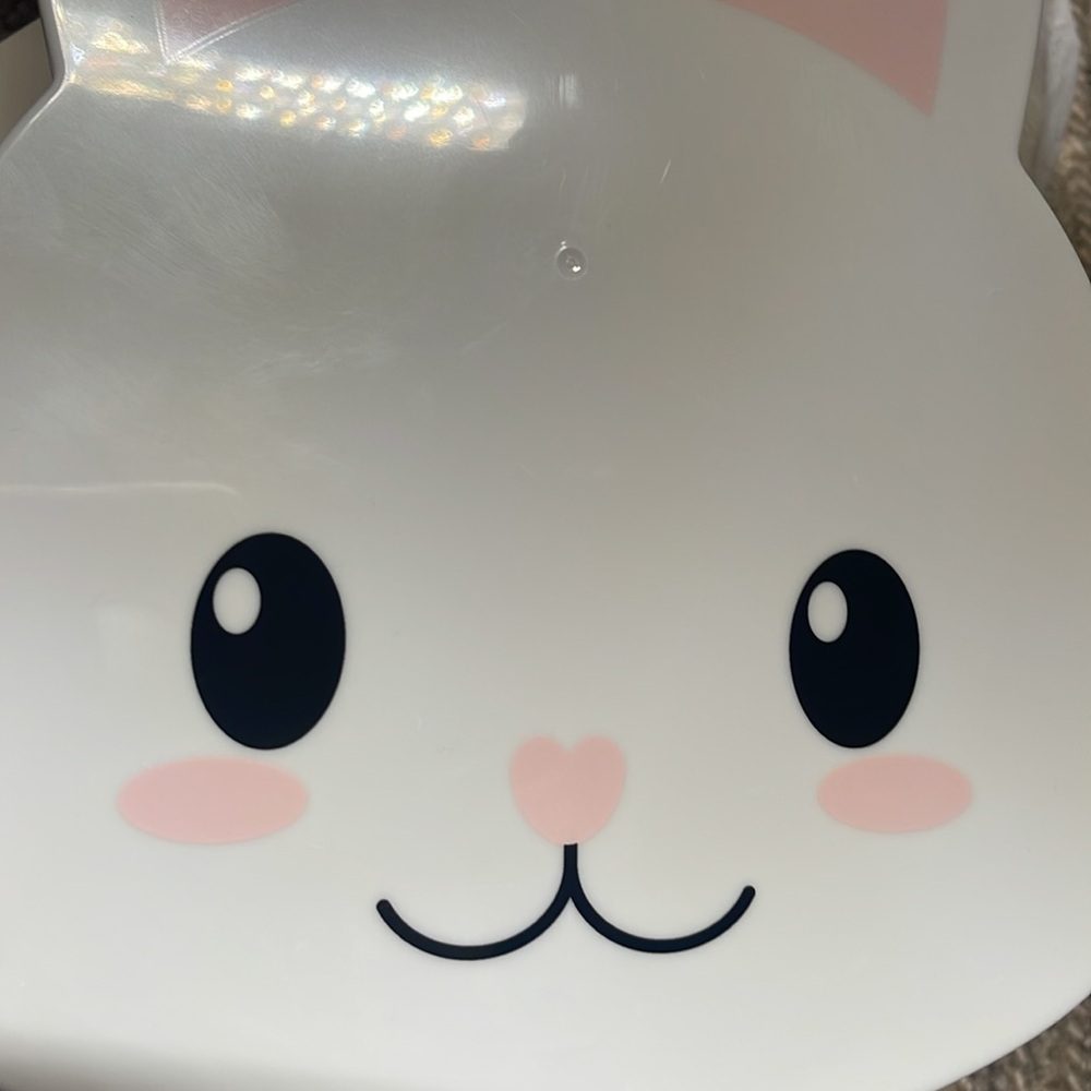 CWC Easter Bunny Snackle Plastic Storage Container - Picture 7 of 7